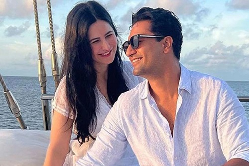 ক্যাটরিনার সঙ্গে গোপন প্রথম সাক্ষাতের কথা প্রকাশ করলেন ভিকি