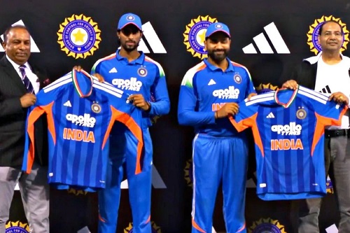 ভারতীয় টি–টোয়েন্টি বিশ্বকাপ জার্সি প্রকাশে সামনে রোহিত শর্মা