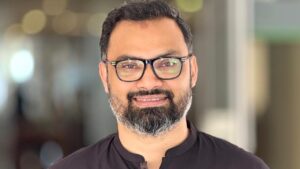 আমিনুলের পাশে সাবেক ক্রীড়াবিদরা