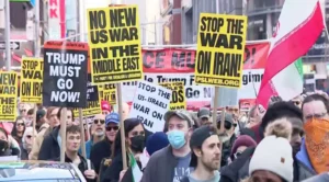 ইরান যুদ্ধের বিরুদ্ধে যুক্তরাষ্ট্রজুড়ে বিক্ষোভ