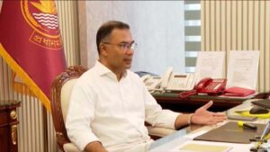 ঈদের পর অফিস খুলতেই সচিবালয়ে প্রধানমন্ত্রী