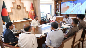 রাজধানীতে উচ্ছেদ হওয়া হকারদের পুনর্বাসনে প্রধানমন্ত্রীর নির্দেশ