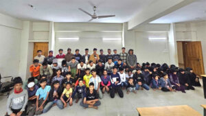 মালয়েশিয়া পাচারকালে ৬৯ রোহিঙ্গা উদ্ধারসহ ৩ মানবপাচারকারী আটক