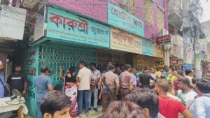দোকানের দেয়াল কেটে কয়েক কোটি টাকার স্বর্ণালংকার লুট