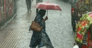 চার বিভাগে অতিভারী বৃষ্টির আভাস, পাহাড়ি এলাকায় ভূমিধসের শঙ্কা