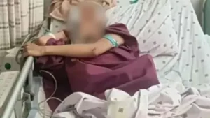 প্রেমিকের সঙ্গে তীব্র ঝগড়ার পর ১৮ তলা থেকে লাফ দিয়েও অলৌকিকভাবে বেঁচে গেলেন তরুণী