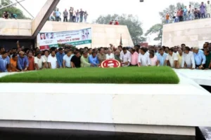 জিয়াউর রহমান ও খালেদা জিয়ার কবরে বিএনপির স্থায়ী কমিটির নতুন চার সদস্যের শ্রদ্ধা