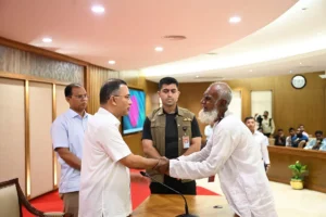 গুম-খুন ও শহীদ পরিবারের সদস্যদের নিয়োগপত্র দিলেন প্রধানমন্ত্রী