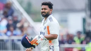 টেস্টে ছক্কার বিশ্বরেকর্ড গড়লেন পন্থ