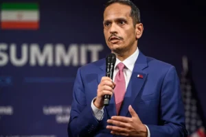 যুদ্ধের পরও ইরানের সঙ্গে সম্পর্ক চান কাতারের প্রধানমন্ত্রী
