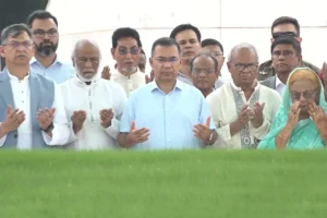 বিএনপির ৪৮তম প্রতিষ্ঠাবার্ষিকী জিয়াউর রহমান ও খালেদা জিয়ার কবরে প্রধানমন্ত্রীর শ্রদ্ধা