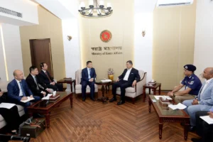 স্বরাষ্ট্রমন্ত্রীর সঙ্গে বিদায়ী চীনা রাষ্ট্রদূতের সাক্ষাৎ, দ্বিপাক্ষিক সহযোগিতা জোরদারের অঙ্গীকার