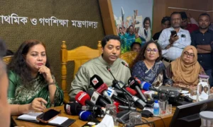 শতভাগ সাক্ষরতার হার অর্জনে কাজ করছে সরকার: প্রতিমন্ত্রী