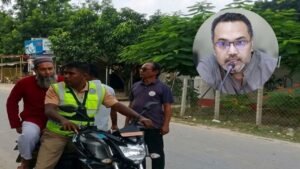 ‘প্রধানমন্ত্রীর নির্দেশে সেই স্কুলশিক্ষককে সসম্মানে নিরাপদে বাসায় পৌঁছে দেয় পুলিশ’