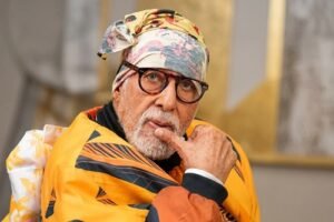 শুটিং সেটে দুর্ঘটনার শিকার অমিতাভ, আঘাত নিয়েই চালালেন সঞ্চালনা